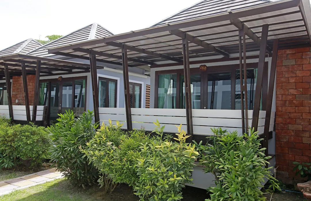 Phi Phi Andaman Beach Resort-1