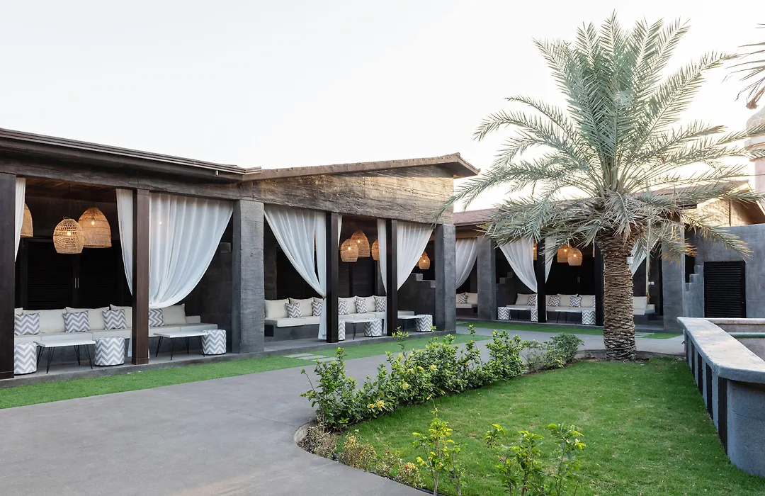 Emirates Park Resort-1