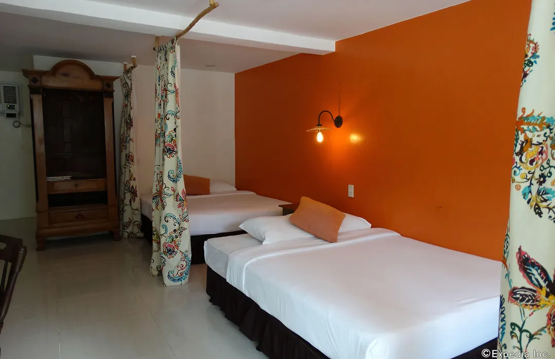 Momo Beach House-1