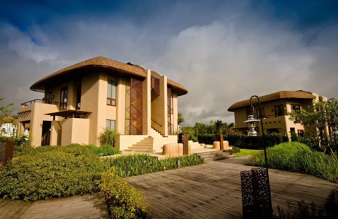 Montis Resort-1