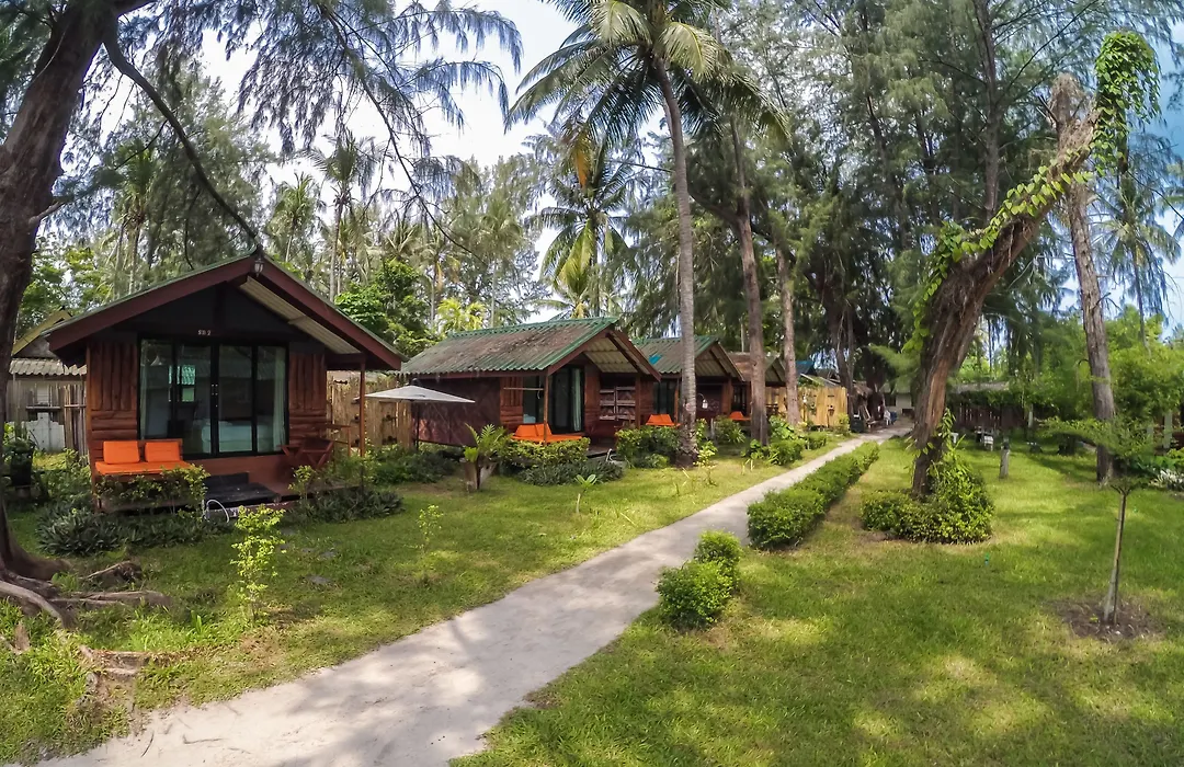 Salisa Resort-1