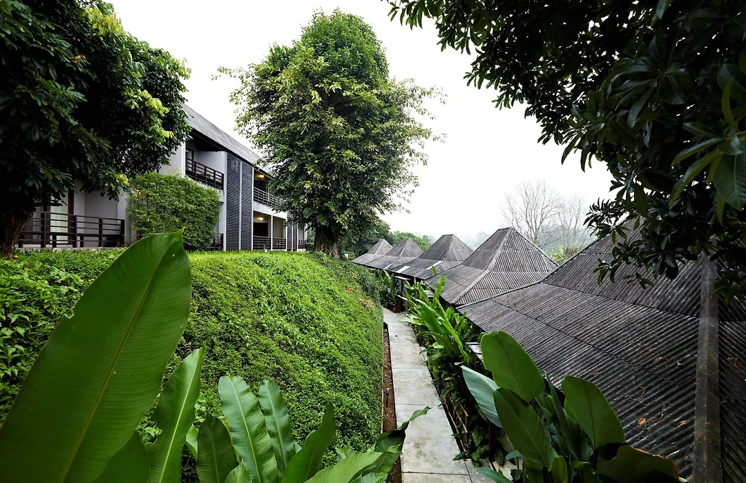 Yoma Hotel, Pai-1