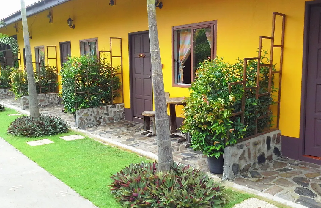 Paradise Bungalows-1