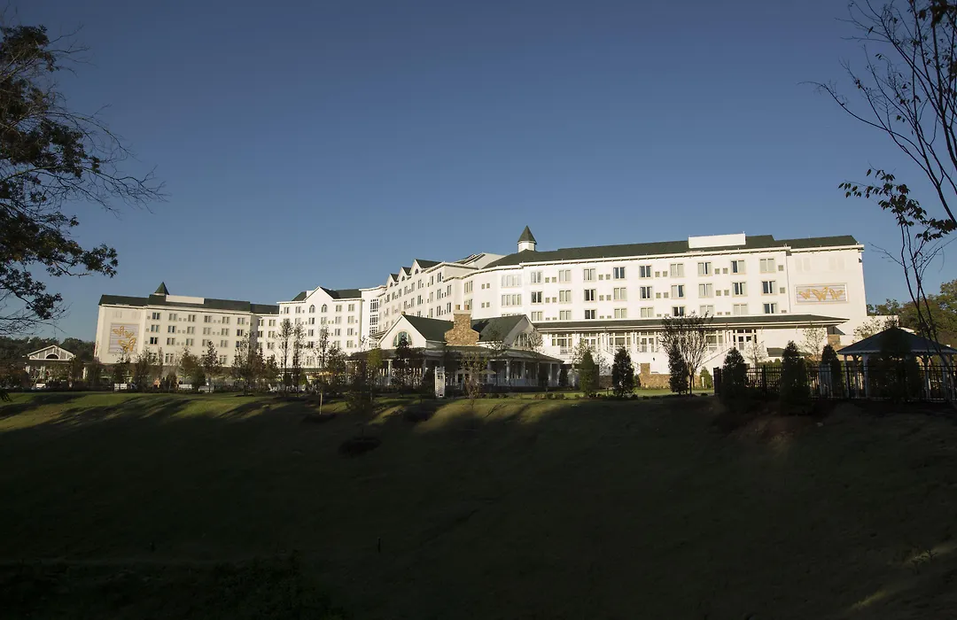 Dollywood'S Dreammore Resort And Spa-1