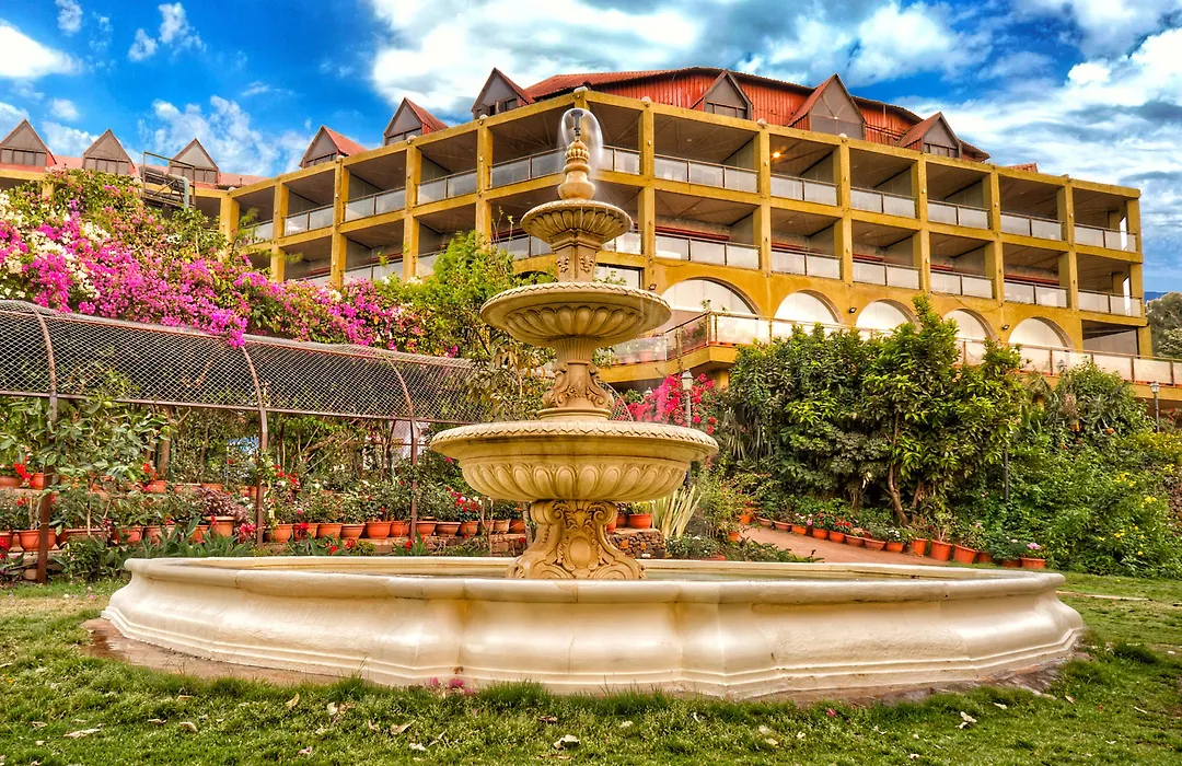 Ravine Hotel-1