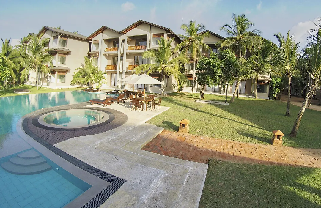 Amaranthe Bay Resort & Spa-1