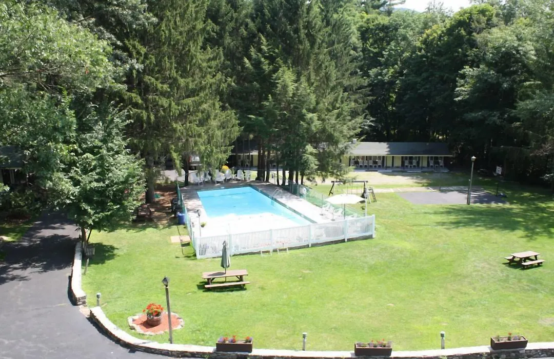 Green Haven Resort-1