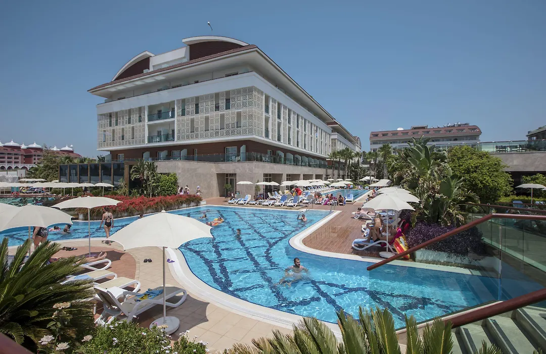 Trendy Verbena Beach-1