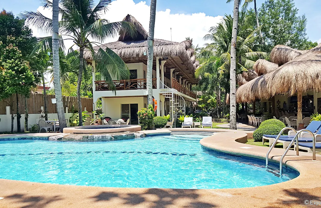 Mike'S Dauin Dive Resort-1