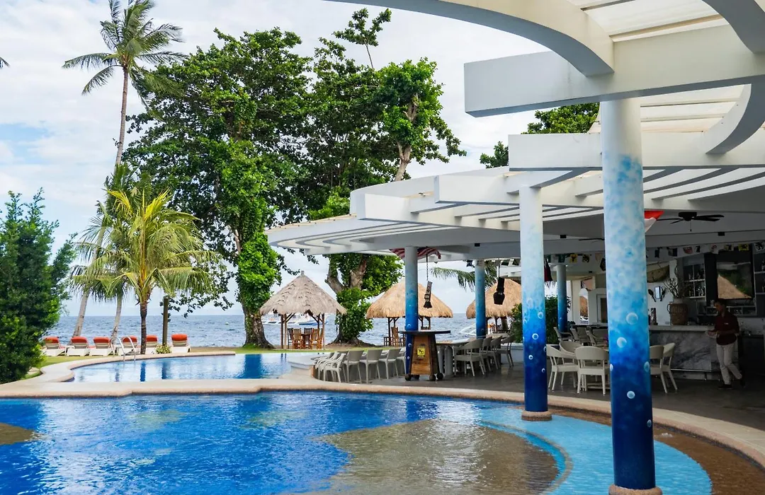 Pura Vida Beach & Dive Resort-1