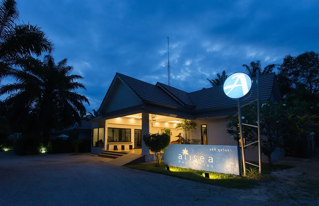 Alisea Pool Villa Aonang-1