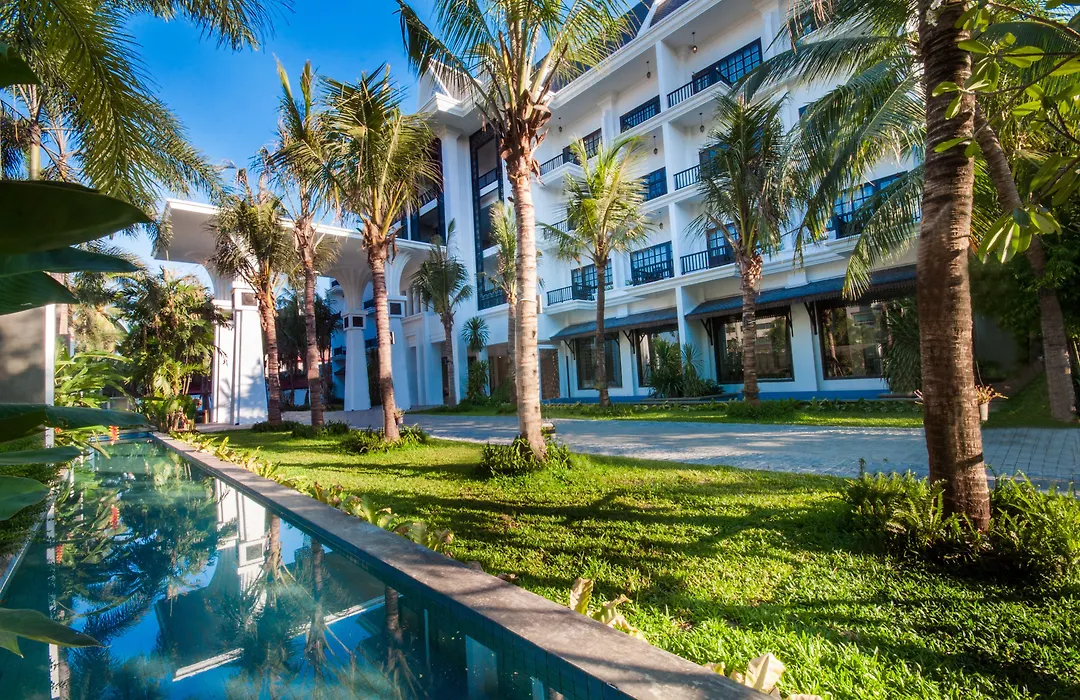 Lotus Blanc Resort-1
