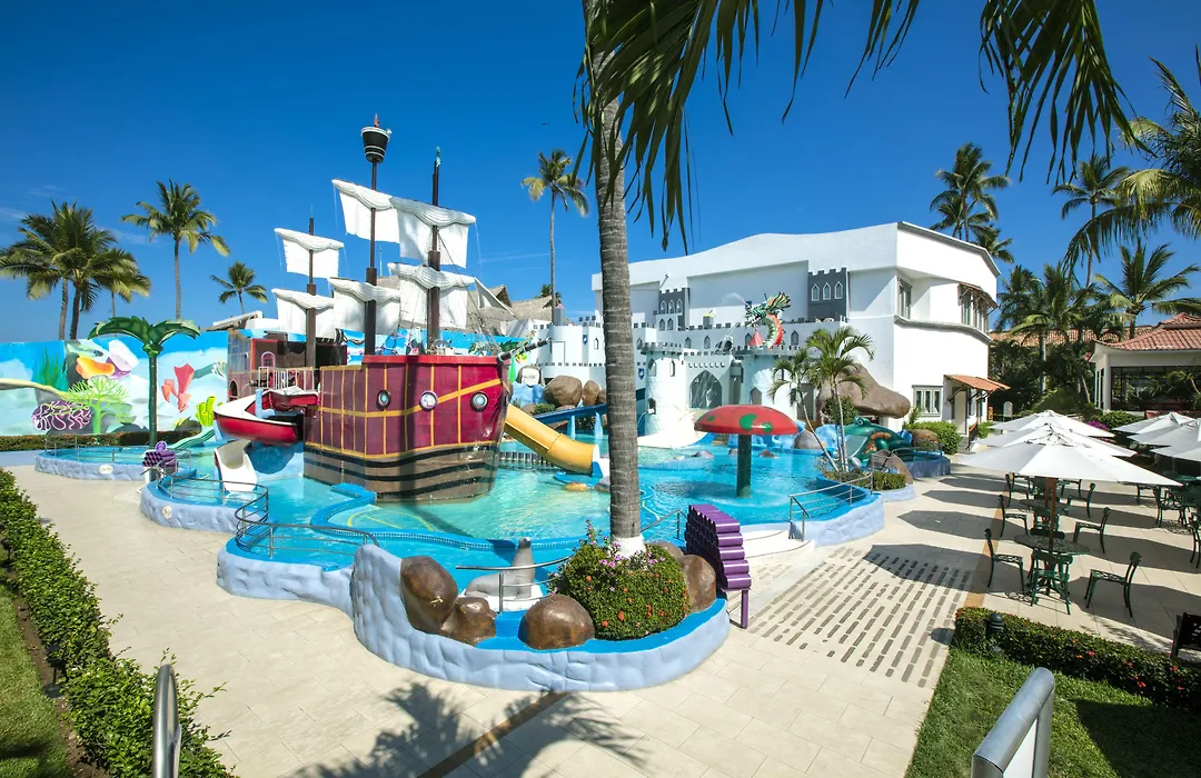 Crown Paradise Club Puerto Vallarta All Inclusive-1