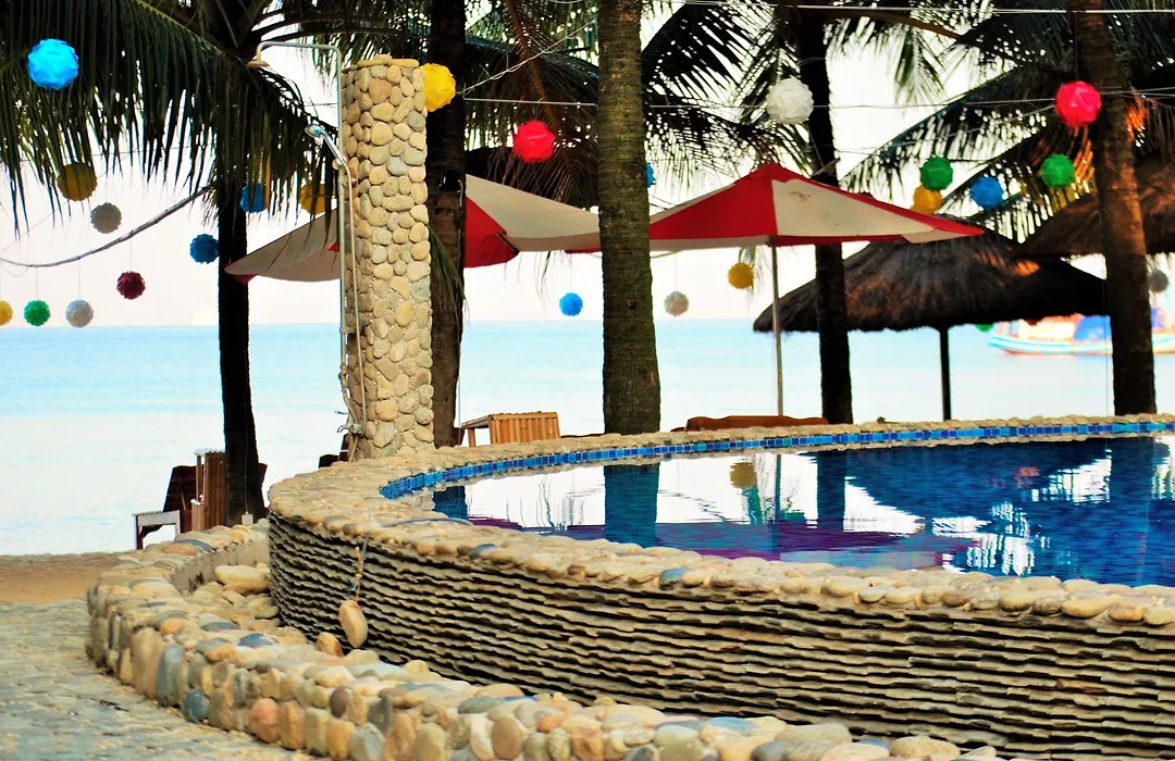Coral Bay Resort-1