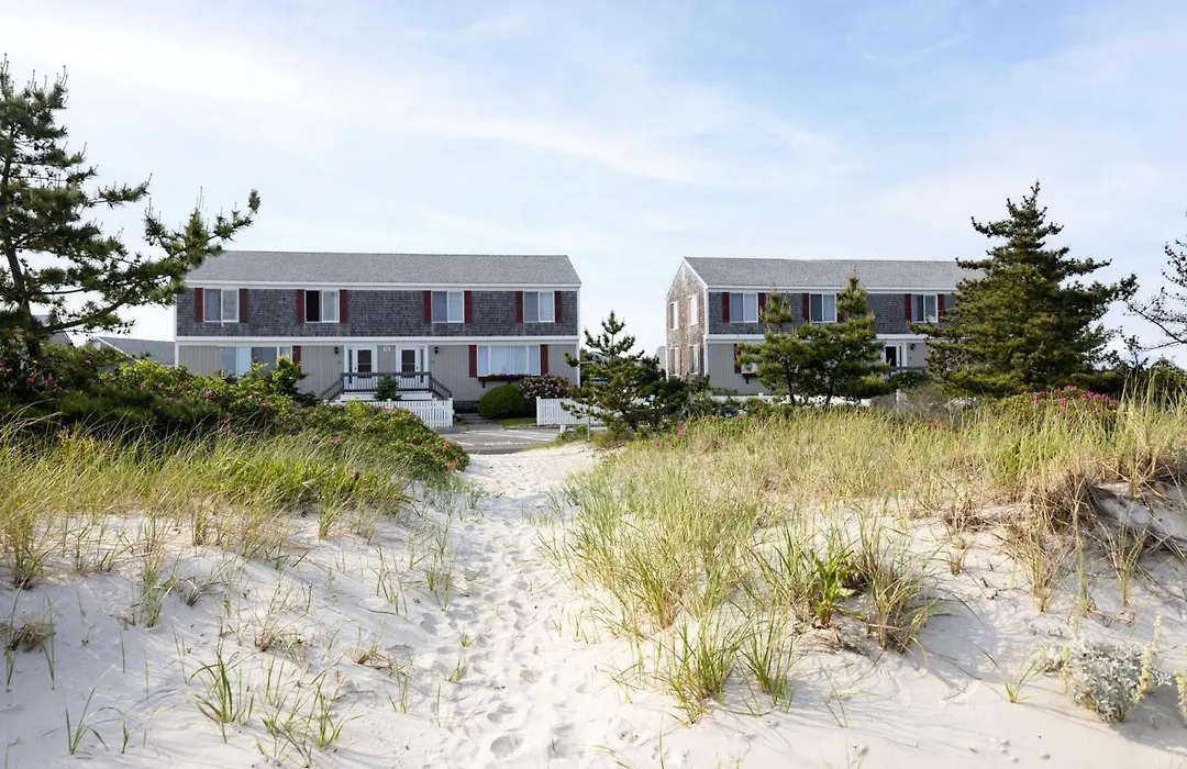 Red Jacket Beach Resort-1
