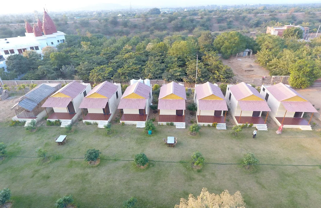 Chitrakoot Garden And Resorts-1