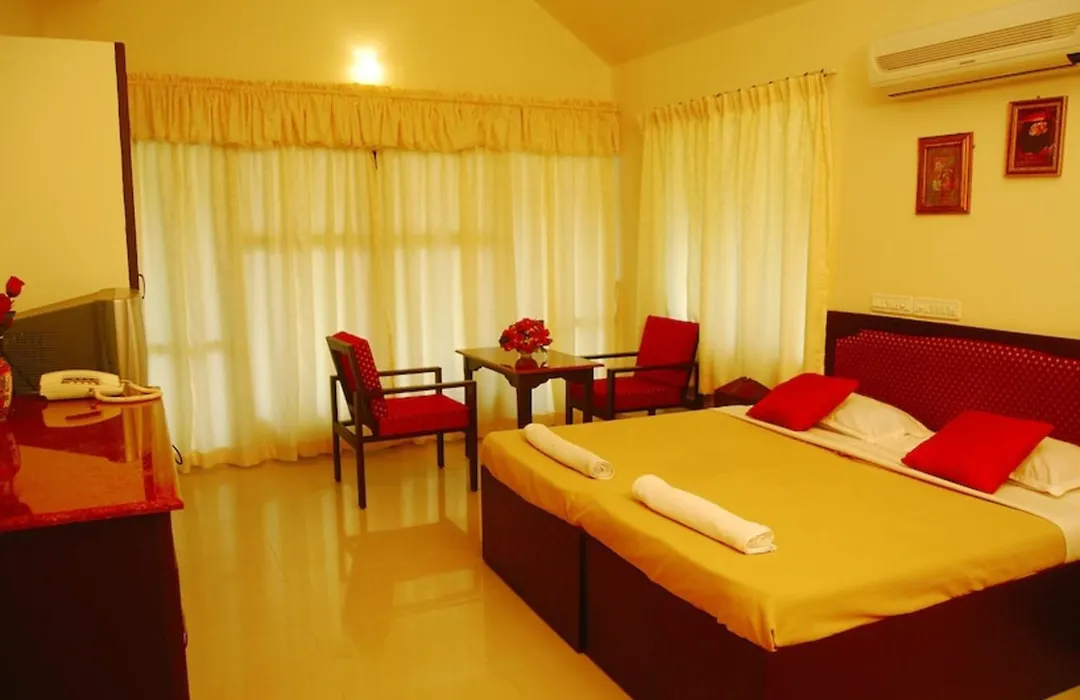Wintergreen Water Front Resort- 5 Bedroom Villa-1