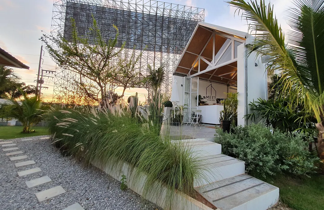 Meet Boutique Resort-1