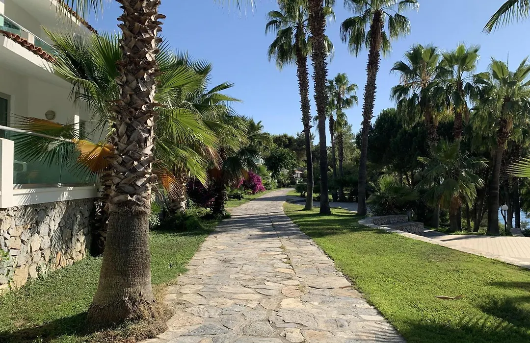 Pine Bay Holiday Resort-1