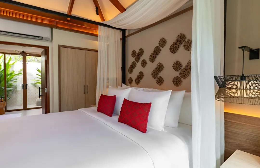 Crimson Resort And Spa - Mactan Island, Cebu-1