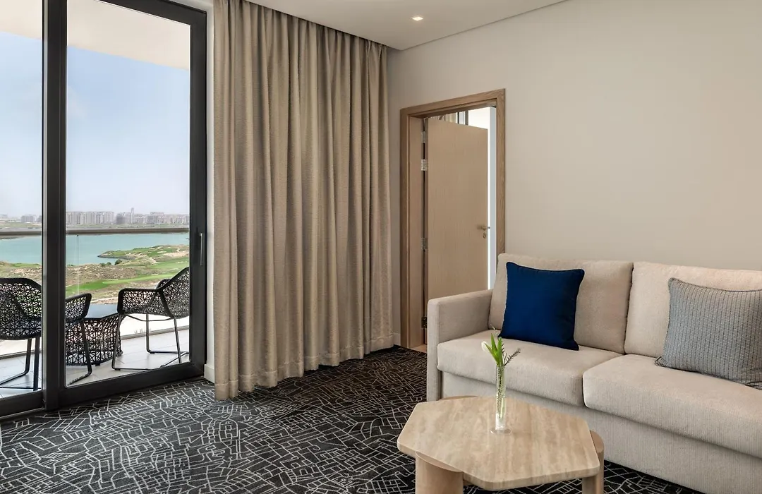 Yas Plaza Bay By Ihg-1