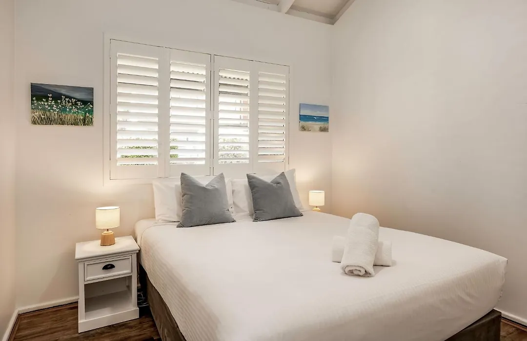 Bay Village Dunsborough-1