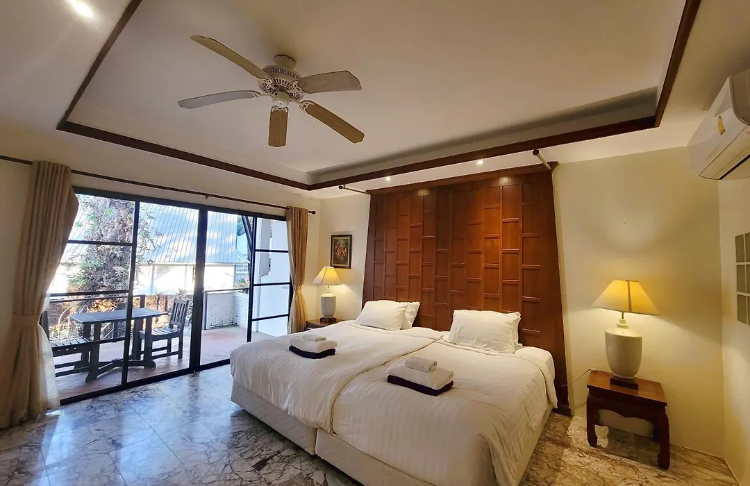 Koh Chang Cliff Beach Resort-1