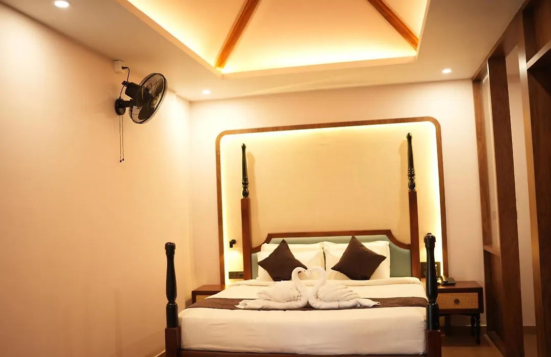 Palm Era Resorts-1