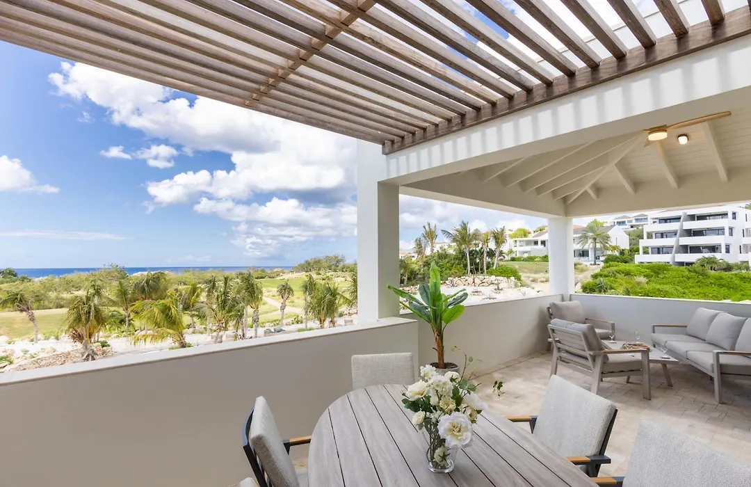The Reef - Blue Bay Golf & Beach Resort-1