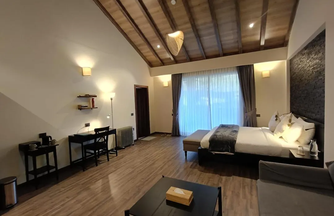 Hotel Eagles Nest-1