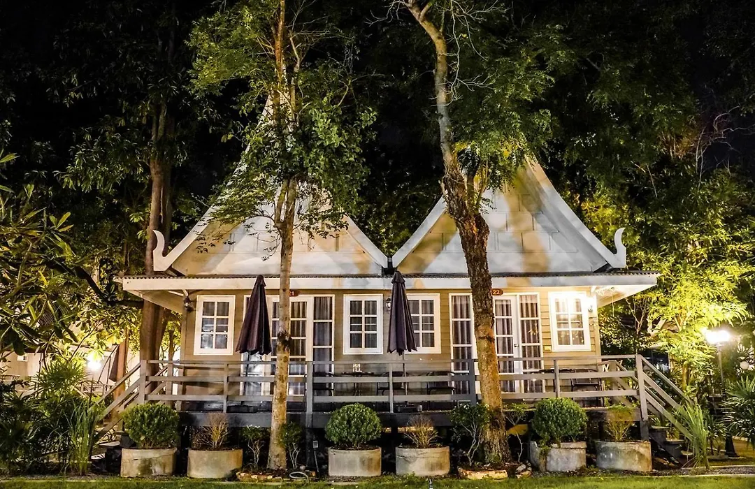 Luna Hut Resort-1