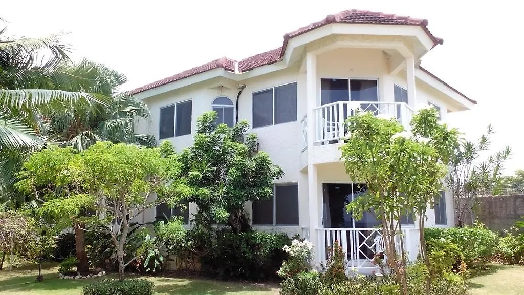 Pipers Cove Resort-1