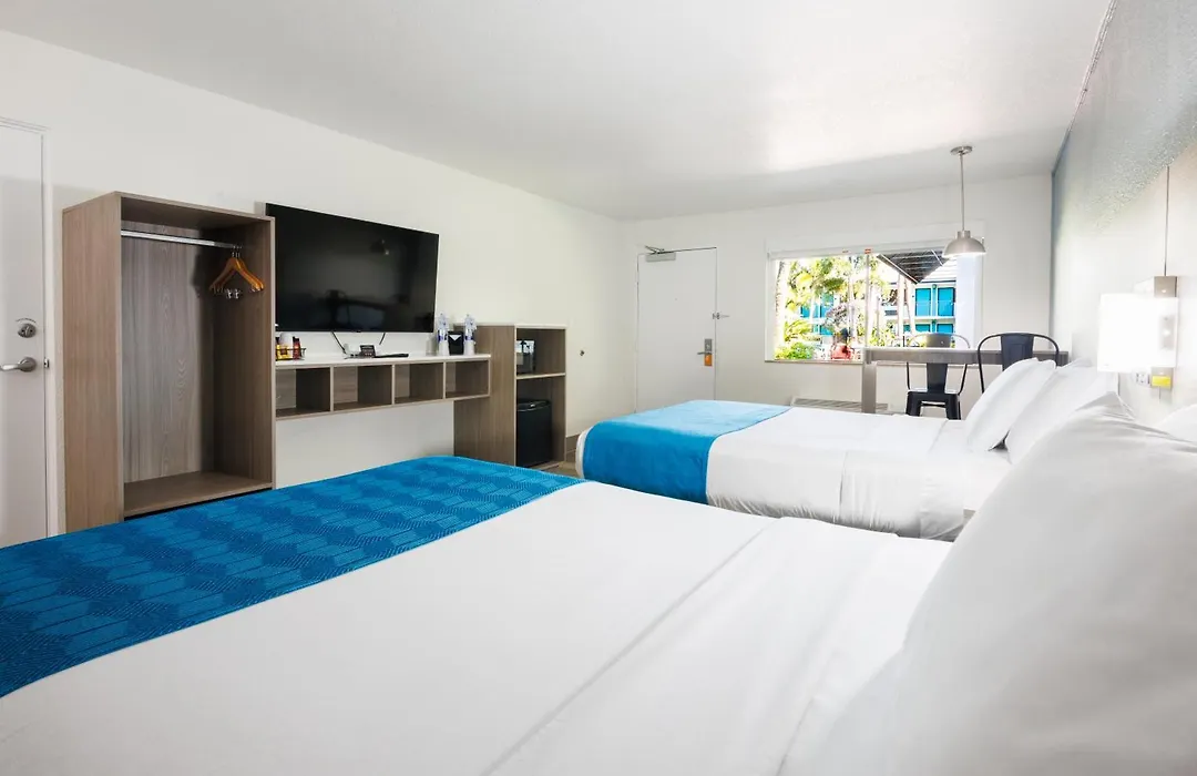 Coco Key Hotel & Water Park Resort-1