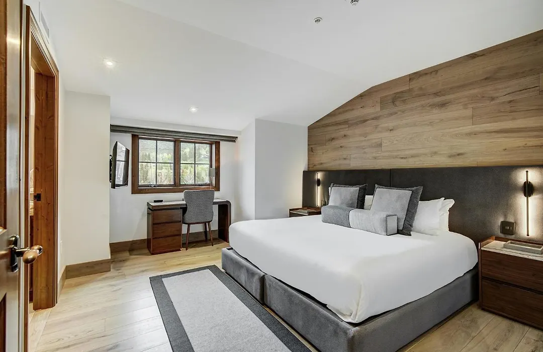 Legendary Lodging At The Ritz Carlton Residences Vail, A Vail Resorts Property-1