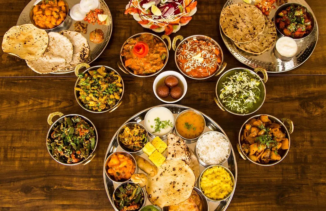 Girivihar Holiday Club - Pure Veg-1