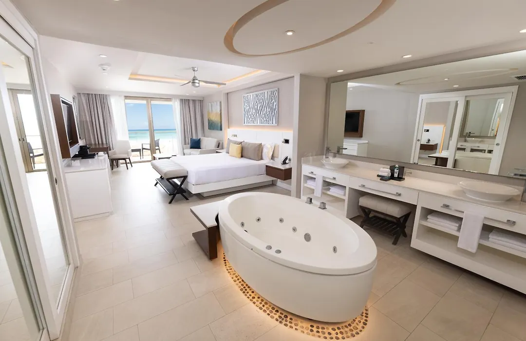 Royalton Hideaway Riviera Cancun, An Autograph Collection All-Inclusive Resort - Adults Only-1