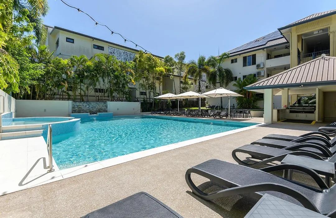 Central Plaza Port Douglas-1