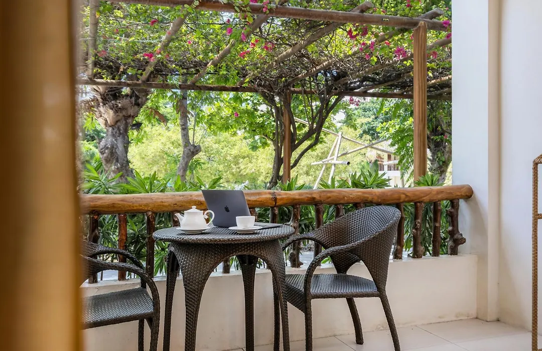 Bluewater Maribago Beach Resort-1