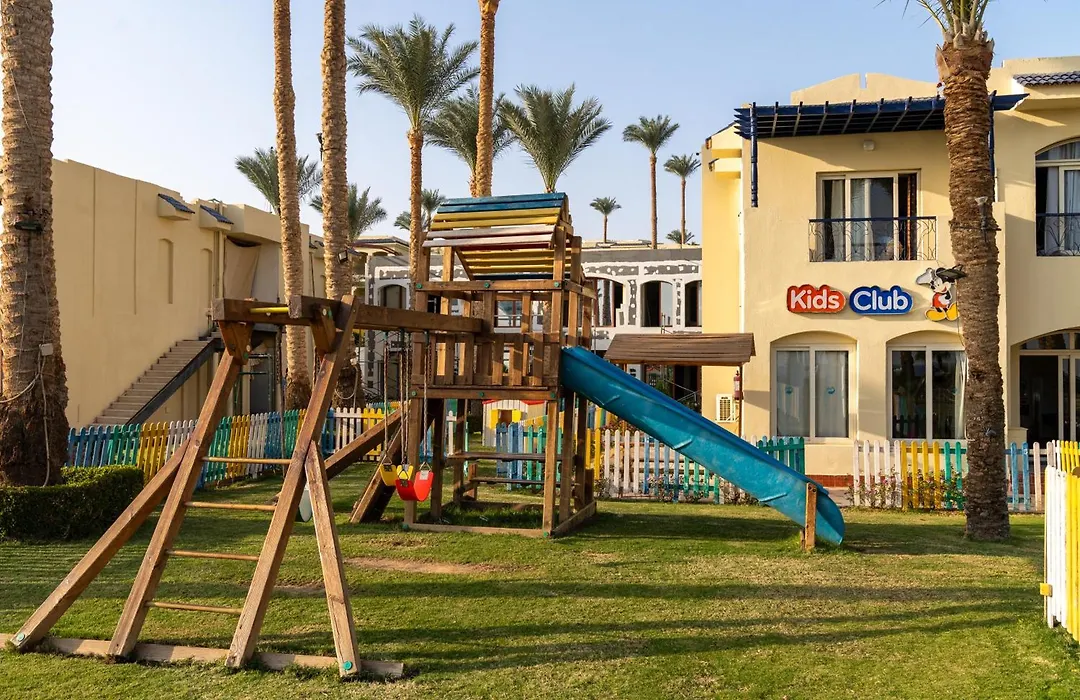 Grand Oasis Resort-1