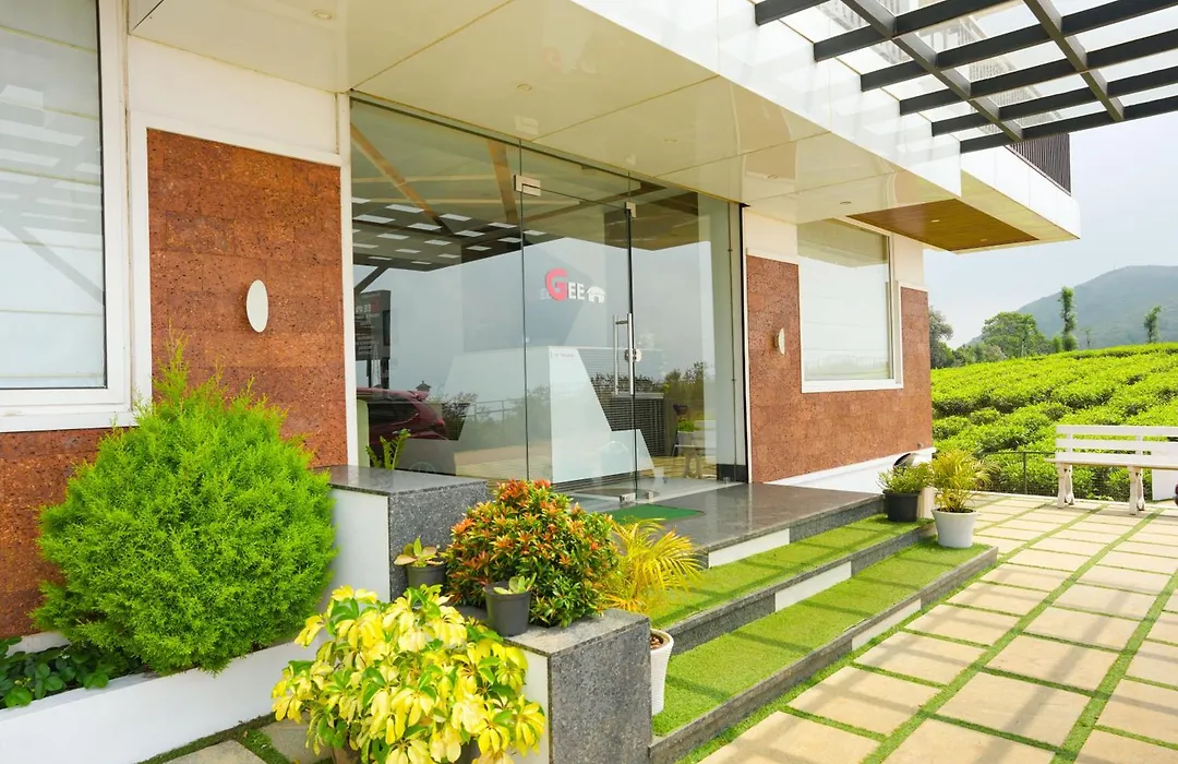 Gee Resort & Heights-1