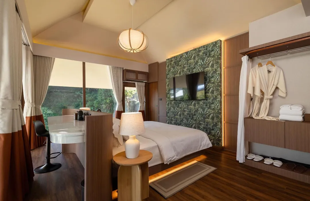 J Valley Resort-1