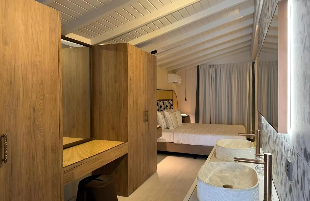 Papagayo Beach Resort (Adults Only)-1