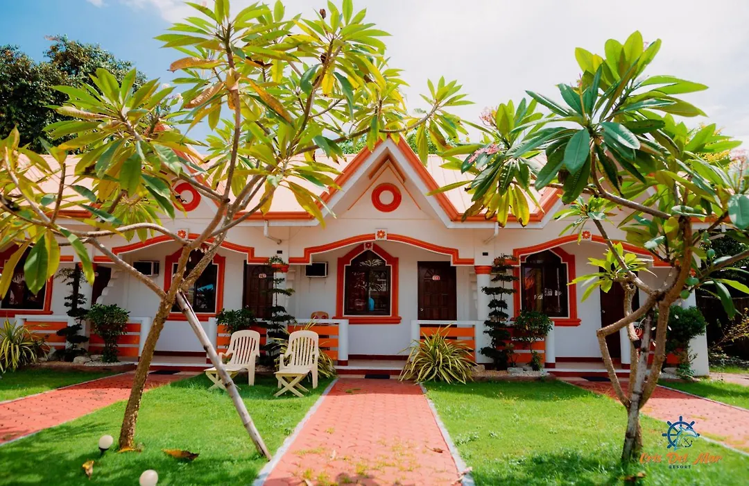Cris Del Mar Resort-1