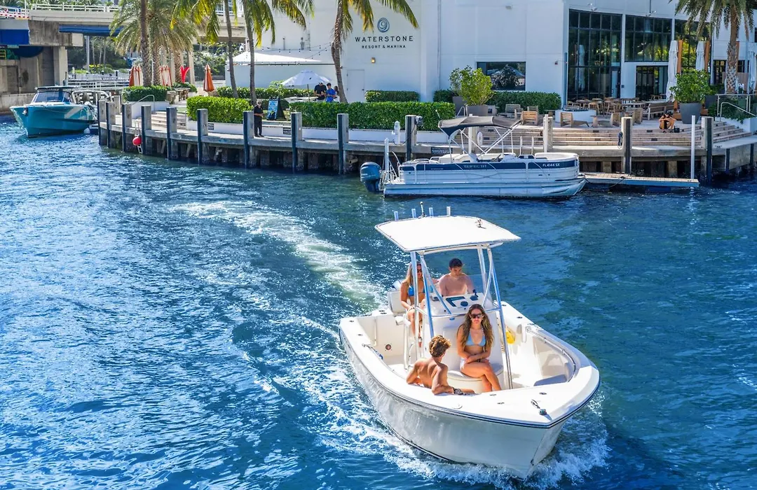 Waterstone Resort & Marina Boca Raton, Curio Collection By Hilton-1