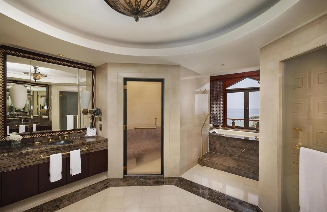 Al Husn Hotel Muscat - Managed By Hilton (Adults Only)-1