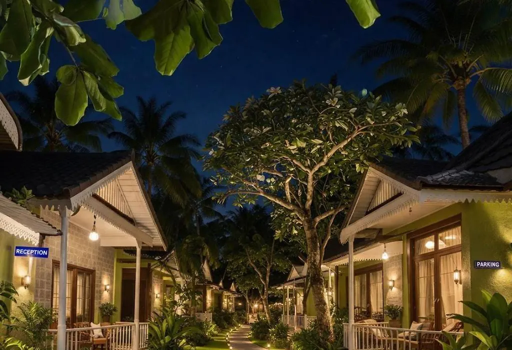 Royal Beach Resort-1
