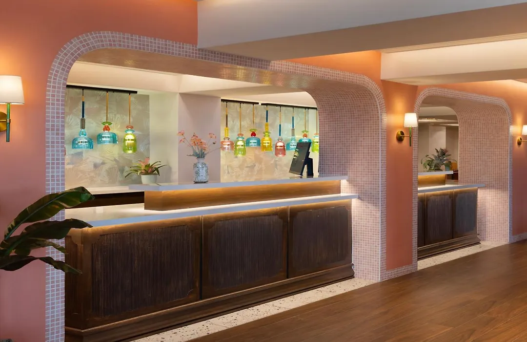 Ocean Key Resort & Spa, A Noble House Resort-1