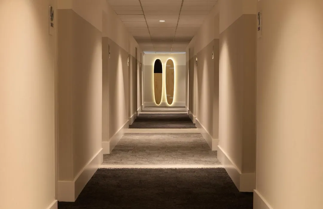 Kimpton Surfcomber Hotel By Ihg-1
