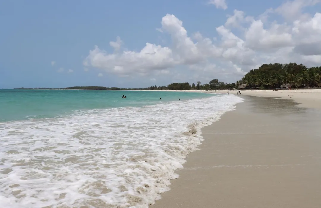 Villa Dahl Beach Resort-1