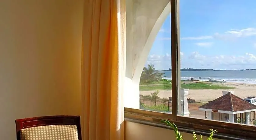 Paradise Isle Beach Resort-1